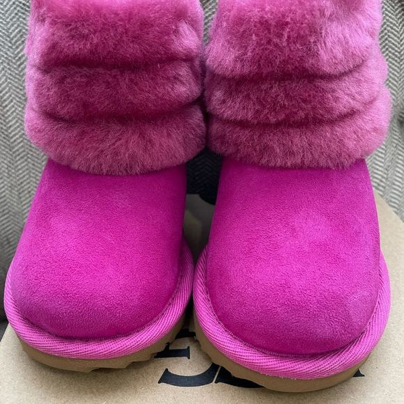 Ugg Fluff quilted boots size 6 T - Picture 3 of 5